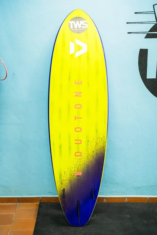 Duotone ULTRA FreeWave SLS 2025 104 liters